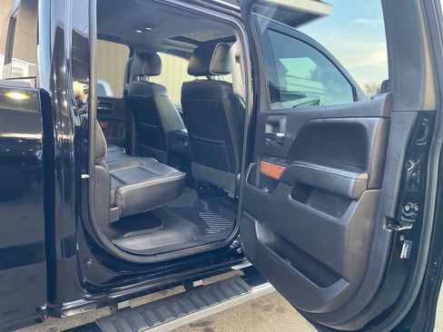 Used 2017 Chevrolet Silverado 3500 High Country w/ Duramax Plus Package AWD/4WD image 17