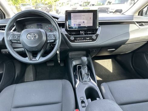 Used 2024 Toyota Corolla LE FWD image 10