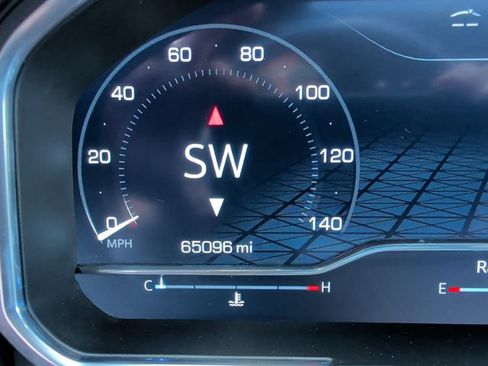 Used 2023 GMC Sierra 1500 AT4X AWD/4WD image 18