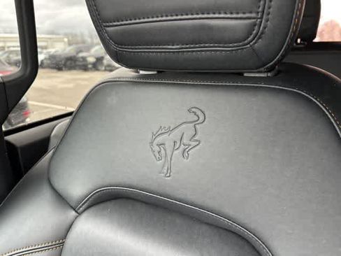 Used 2021 Ford Bronco Badlands w/ Sasquatch Package image 8