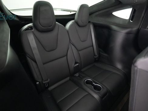 Used 2023 Tesla Model X AWD/4WD image 25