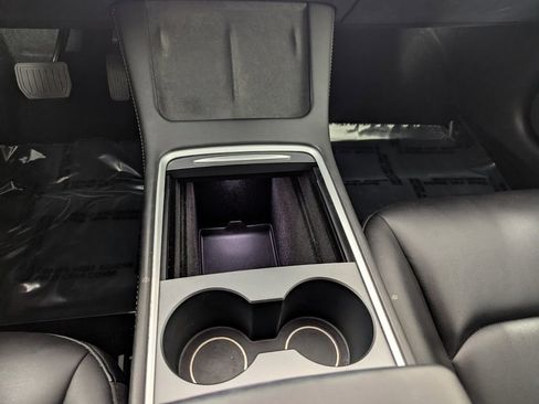 Used 2023 Tesla Model 3 Standard Range image 15