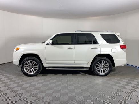Used 2013 Toyota 4Runner Limited image 2
