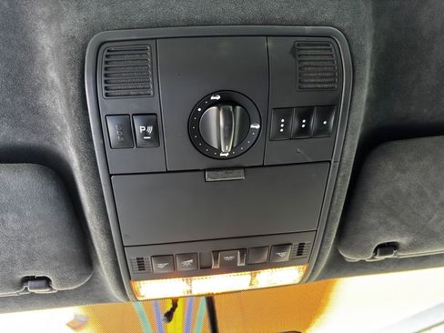 Used 2008 Porsche Cayenne Turbo image 19