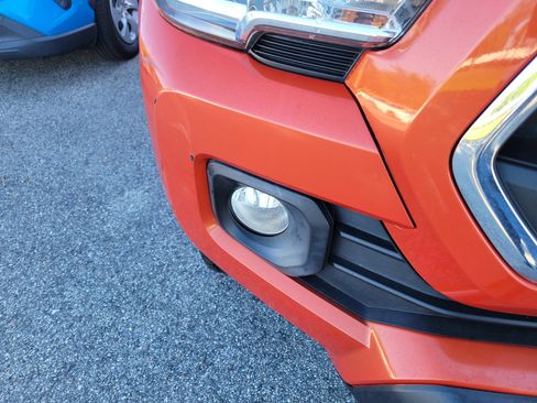 Used 2017 Toyota Tacoma SR5 w/ Tow Package image 10