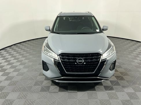 Used 2022 Nissan Kicks SV image 8