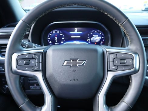 Used 2023 Chevrolet Tahoe Z71 w/ Z71 Off-Road Package AWD/4WD image 14