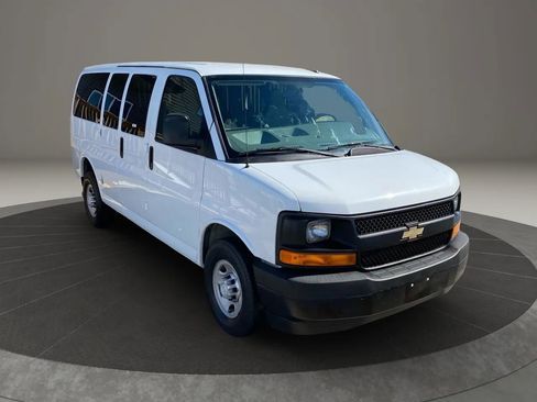 Used 2017 Chevrolet Express 2500 LS image 11