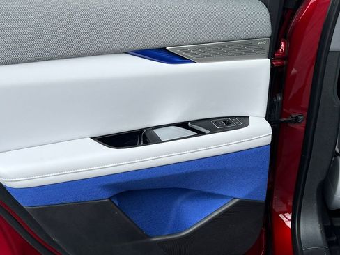 New 2026 Cadillac Optiq Sport 1 w/ LPO, Floor Liner Package AWD/4WD image 31