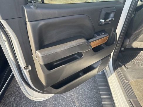 Used 2018 Chevrolet Silverado 1500 LTZ w/ Sport Package image 32