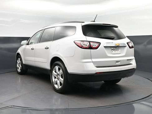 Used 2016 Chevrolet Traverse LT w/ Traveler's Package FWD image 5