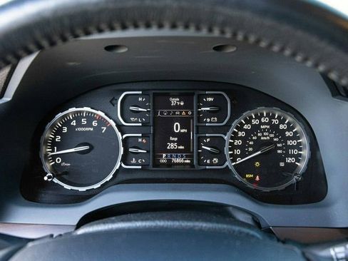 Used 2020 Toyota Tundra Limited w/ Limited Premium Package image 30