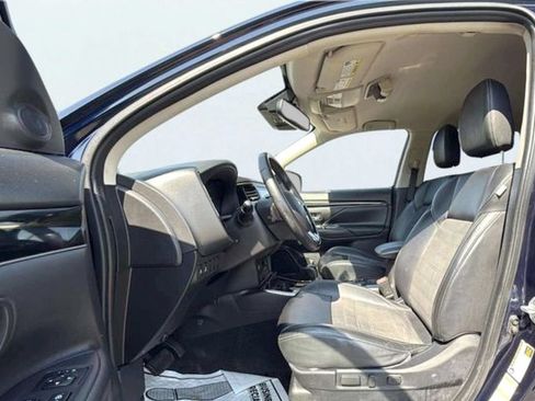 Used 2020 Mitsubishi Outlander SE AWD/4WD image 15