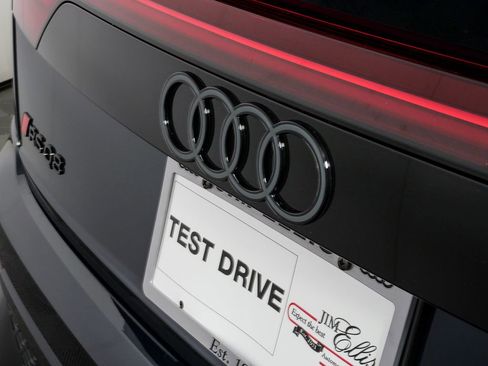 New 2026 Audi RS Q8 performance AWD/4WD image 38