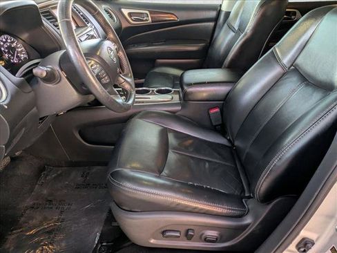 Used 2015 Nissan Pathfinder SL image 15
