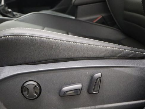 Used 2024 Volkswagen Jetta SE image 21