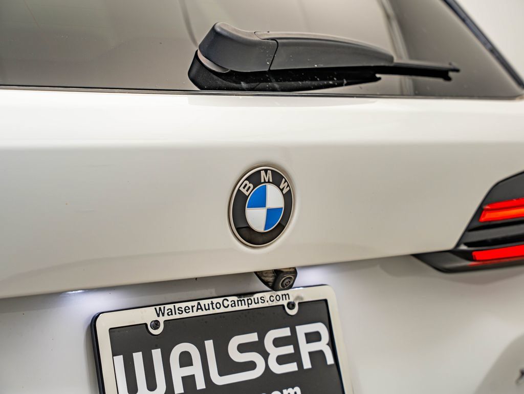 Used 2024 BMW X5 xDrive40i w/ Premium Package AWD/4WD image 17