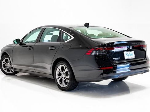 Used 2024 Honda Accord EX image 31
