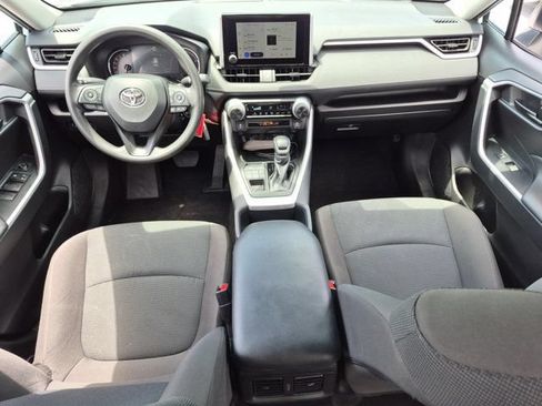 Used 2025 Toyota RAV4 LE AWD/4WD image 25