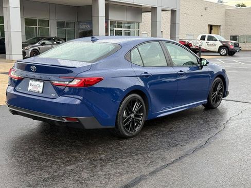 Certified 2025 Toyota Camry SE image 3