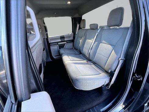 Used 2020 Ford F150 XLT image 23