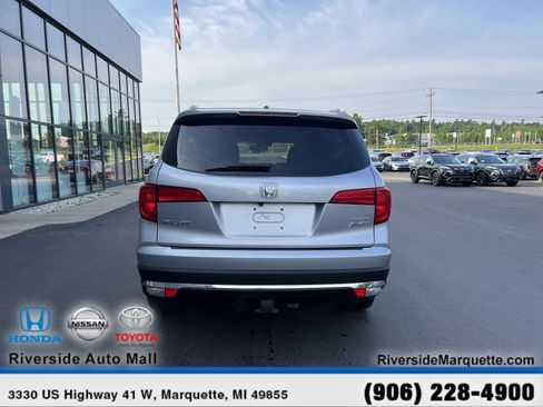 Used 2017 Honda Pilot Elite image 7