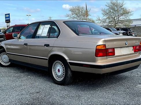 Used 1992 BMW 525i Sedan RWD image 3