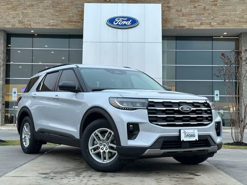 New 2026 Ford Explorer Active w/ Active Comfort Package image 26