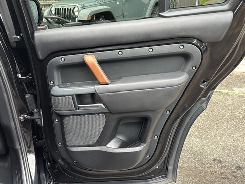 Used 2020 Land Rover Defender 110 X AWD/4WD image 13