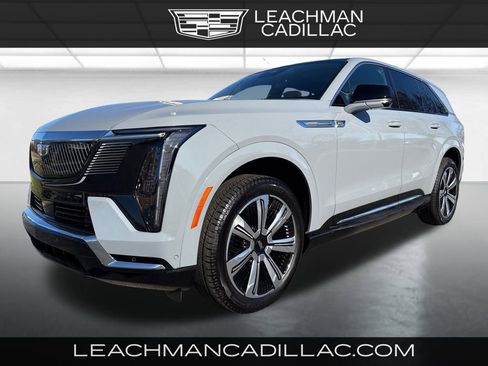 New 2026 Cadillac Escalade IQ Luxury 2 w/ LPO, Floor Liner Package image 9