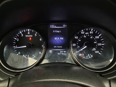 Used 2018 Nissan Rogue Sport S w/ S Appearance Package FWD image 23