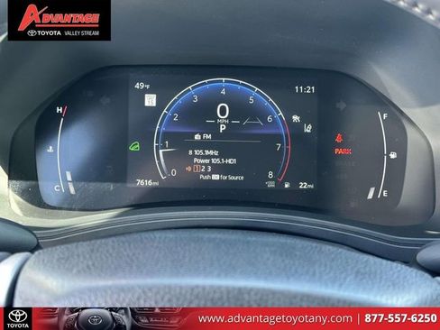 Used 2024 Toyota Grand Highlander AWD image 31