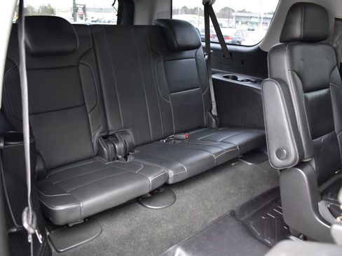 Used 2018 Chevrolet Suburban LT image 28