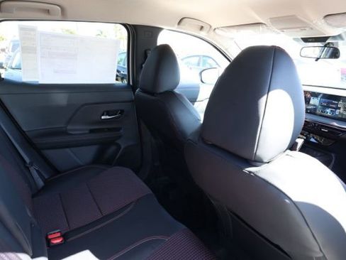 New 2025 Nissan Kicks SR image 17