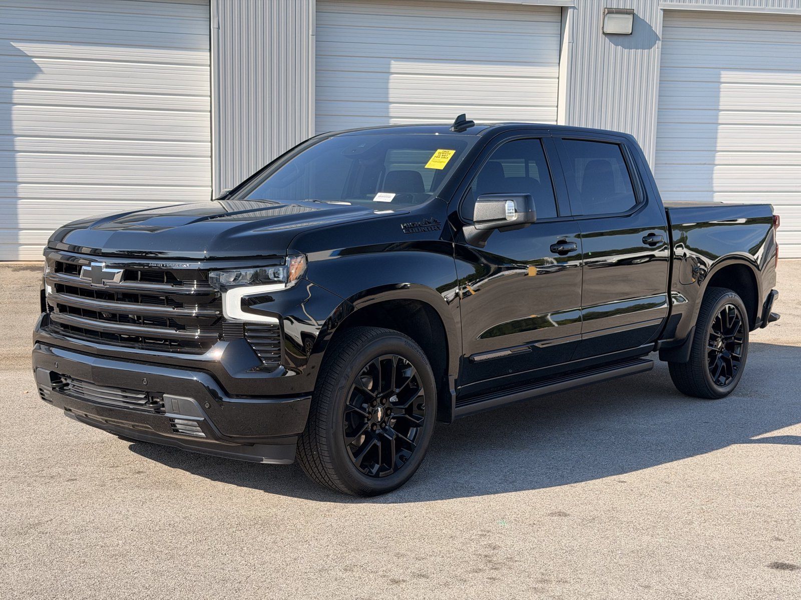 Used 2025 Chevrolet Silverado 1500 High Country w/ High Country Premium Package AWD/4WD image 7
