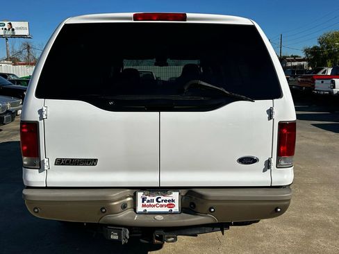 Used 2005 Ford Excursion Eddie Bauer image 4