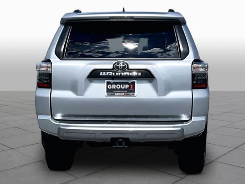 Used 2022 Toyota 4Runner TRD Off-Road Premium w/ Wilderness Package (TMS) AWD/4WD image 5