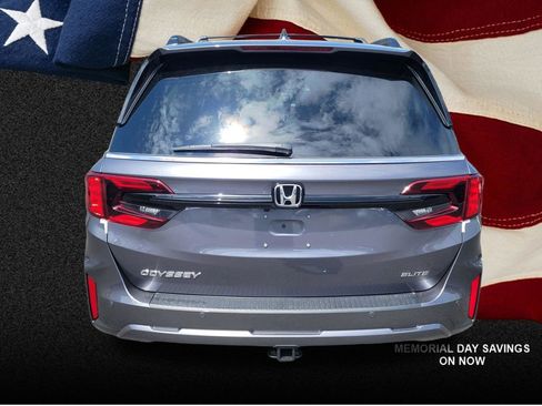 New 2026 Honda Odyssey Elite image 4