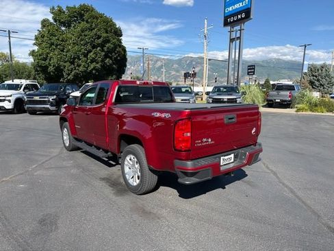 Used 2021 Chevrolet Colorado LT w/ LT Convenience Package AWD/4WD image 3