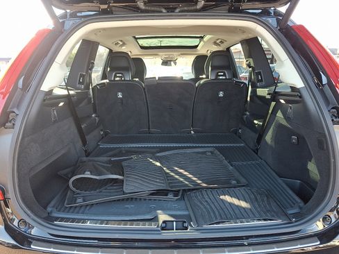 Used 2024 Volvo XC90 B6 Plus w/ Protection Package Premier image 31