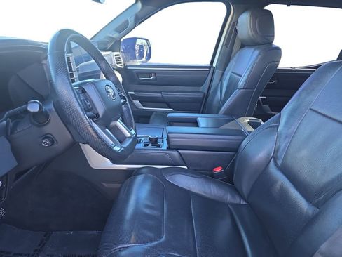 Used 2022 Toyota Tundra Platinum image 10