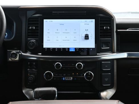 Certified 2025 Ford F150 King Ranch AWD/4WD image 11