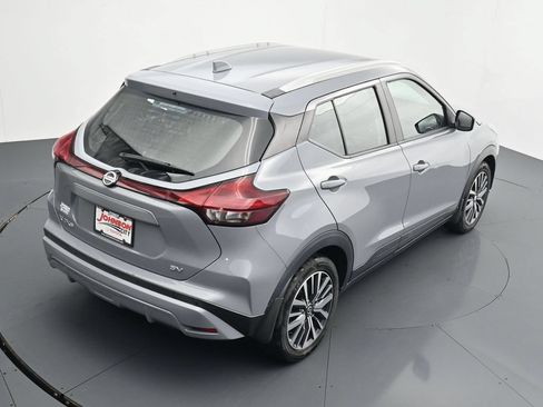 Used 2021 Nissan Kicks SV FWD image 29