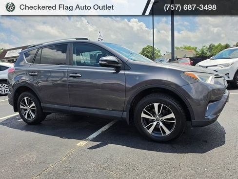 Used 2016 Toyota RAV4 XLE AWD/4WD image 10