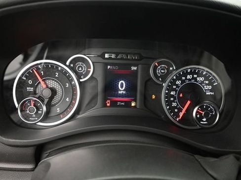 New 2026 RAM 2500 Big Horn AWD/4WD image 28
