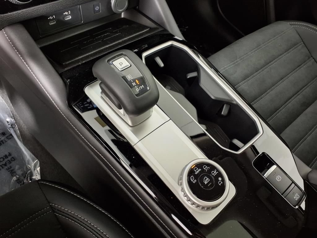 Used 2025 Mitsubishi Outlander SE FWD image 19