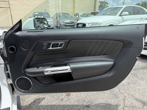 Used 2015 Ford Mustang Premium RWD image 23