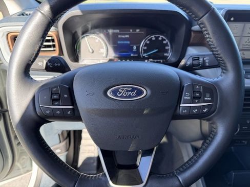 Certified 2022 Ford Maverick Lariat image 13