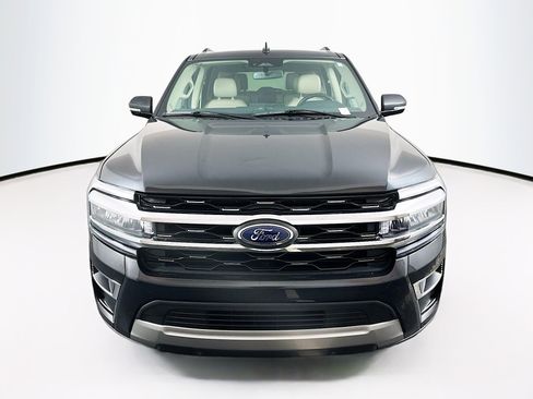 Used 2024 Ford Expedition Limited image 2