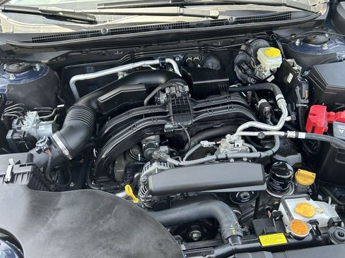 Used 2025 Subaru Outback Premium w/ Popular Package #1A AWD/4WD image 9